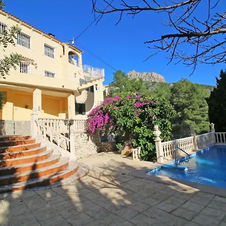 Richelieu Villa *